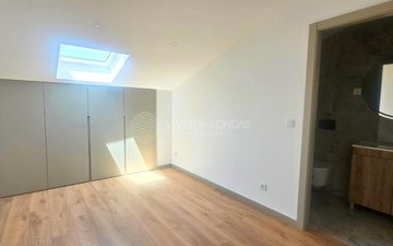 Property slide 17
