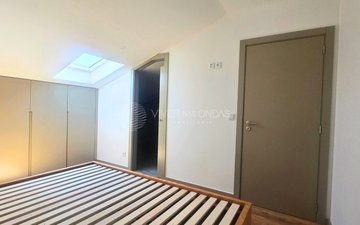 Property slide 20