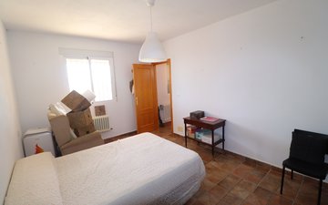 Property slide 22