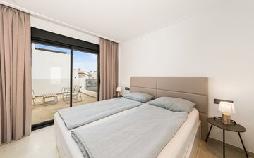 Property slide 14