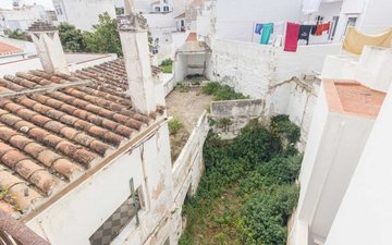 Property slide 20