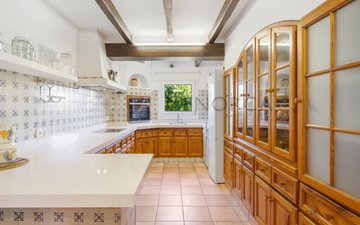 Property slide 16