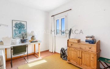 Property slide 28