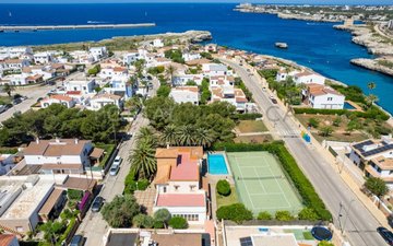 Property slide 44