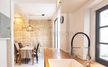 Property slide 18