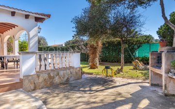 Property slide 10