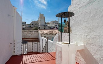 Property slide 20