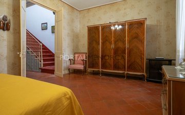 Property slide 34