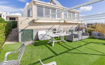 Property slide 25