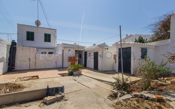 Property slide 16