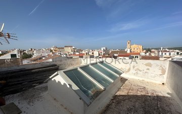 Property slide 10