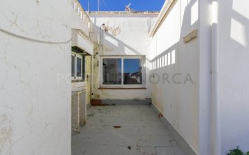 Property slide 18
