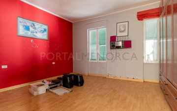 Property slide 21