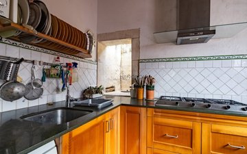 Property slide 16