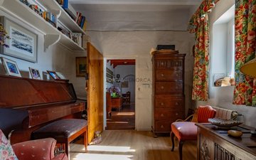 Property slide 28