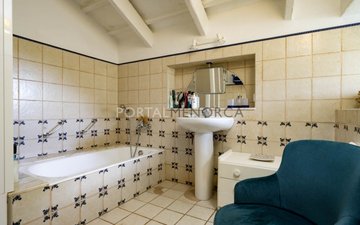 Property slide 35