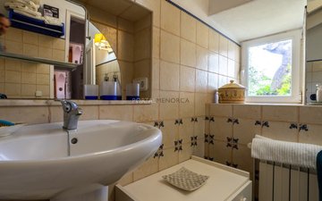 Property slide 37