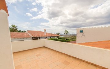 Property slide 40