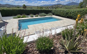 Property slide 16