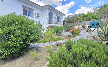Property slide 20