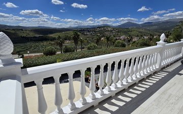 Property slide 24