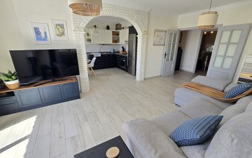 Property slide 30