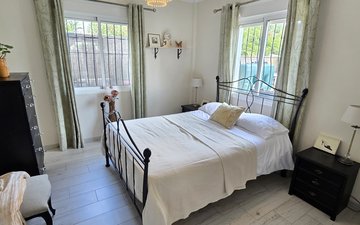 Property slide 31