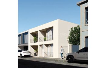 Property slide 10
