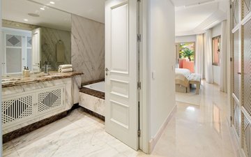 Property slide 20