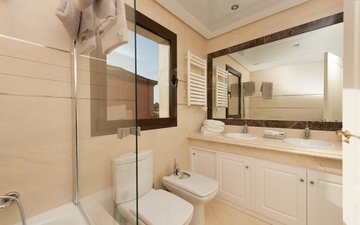Property slide 16