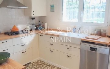 Property slide 18