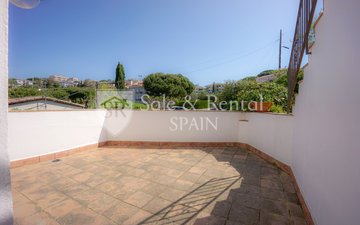 Property slide 39