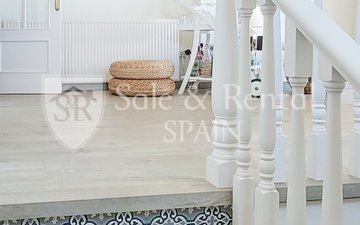 Property slide 48