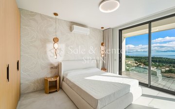 Property slide 10