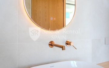 Property slide 21