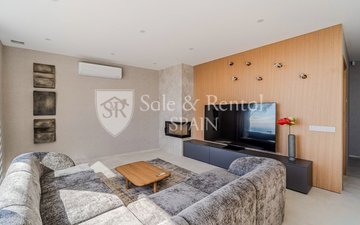 Property slide 44