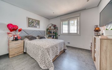 Property slide 27