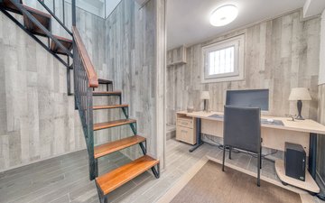 Property slide 32