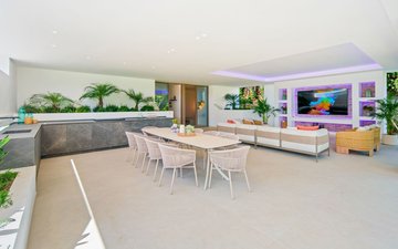 Property slide 35