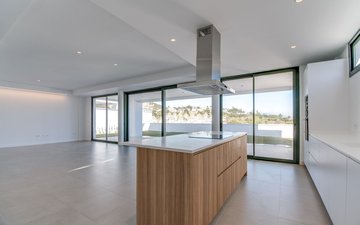 Property slide 31