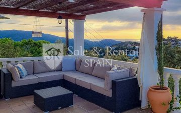Property slide 23