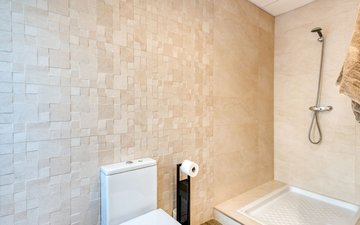 Property slide 17