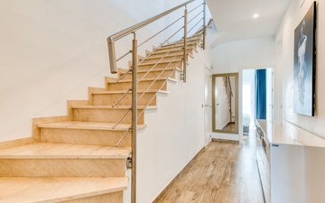 Property slide 19