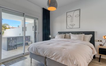 Property slide 21