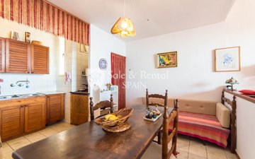 Property slide 14