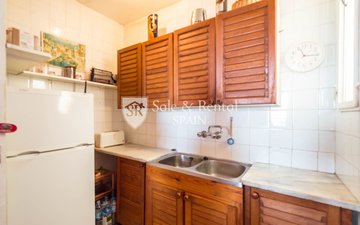 Property slide 17
