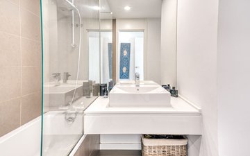 Property slide 15
