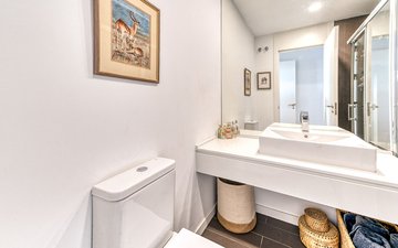 Property slide 17