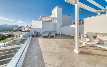 Property slide 20