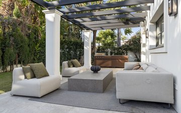 Property slide 25